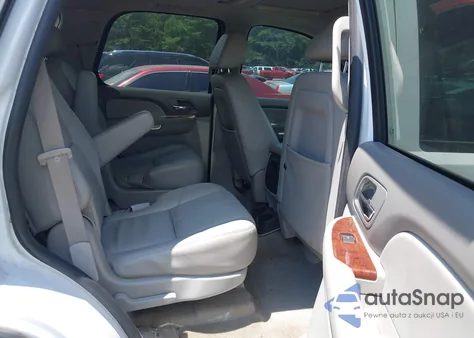 2009 Chevrolet Tahoe Lt2 z USA, uszkodzony, nr VIN 1GNFK23049R221063